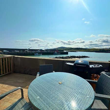 Cosy Portmor Log Cabin- Sea Views, Deck & Relaxation Malin Head Eksteriør billede