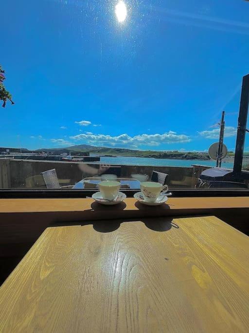 Cosy Portmor Log Cabin- Sea Views, Deck & Relaxation Malin Head Eksteriør billede